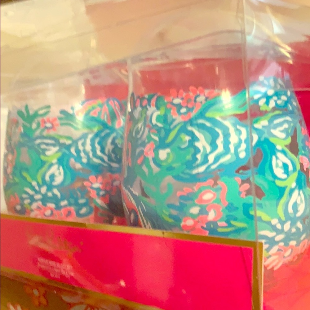 2 Lilly Pulitzer Acrylic Wine/Beverage Glasses